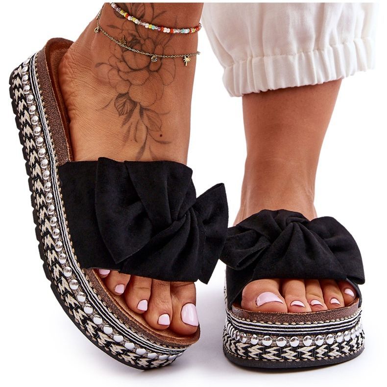 Damtofflor i mocka med rosett Svart Lauria