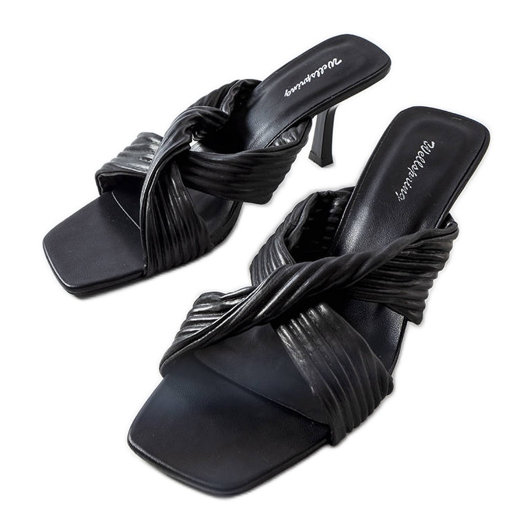 Inna Svarta sandaler med klack från Seiler