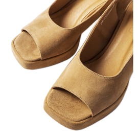 Karino velourblocksandaler beige