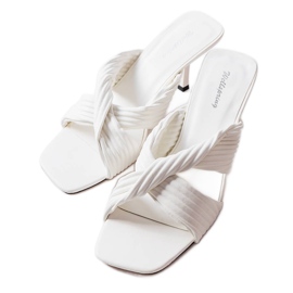 Inna Vita sandaler med klack från Seiler