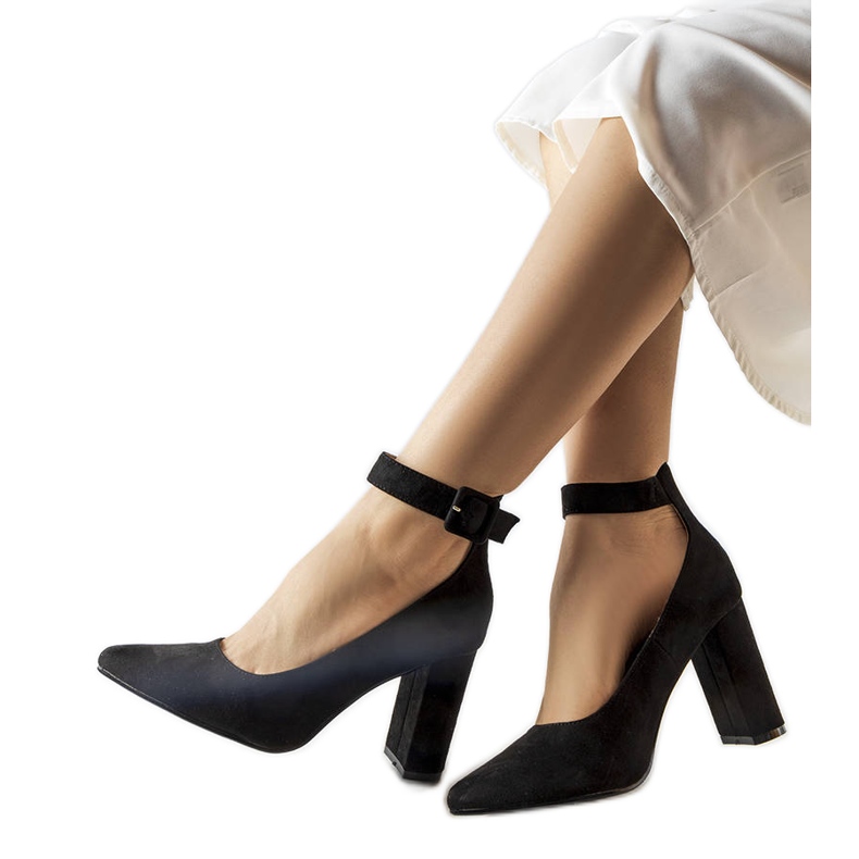 Inna Svarta klackpumps från Achen