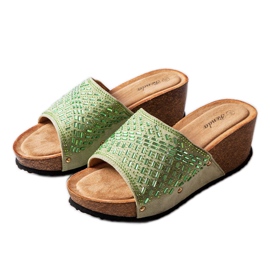 Gröna strass kilasandaler från Guymon