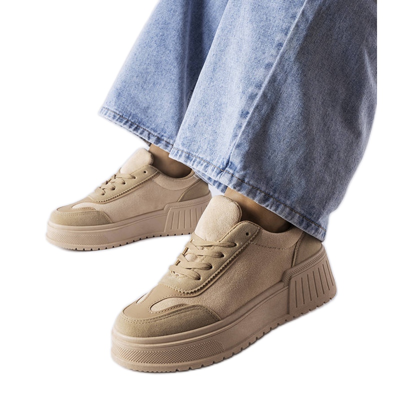 Beiga plattformssneakers beige