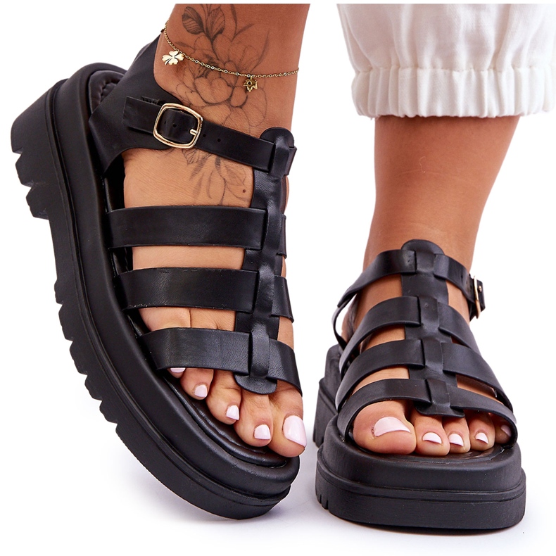 Lädersandaler med svarta Colet-remmar