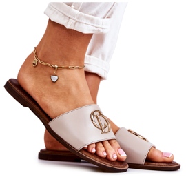 Flip-flops för kvinnor i läder med dekor Nicole 2735 Beige