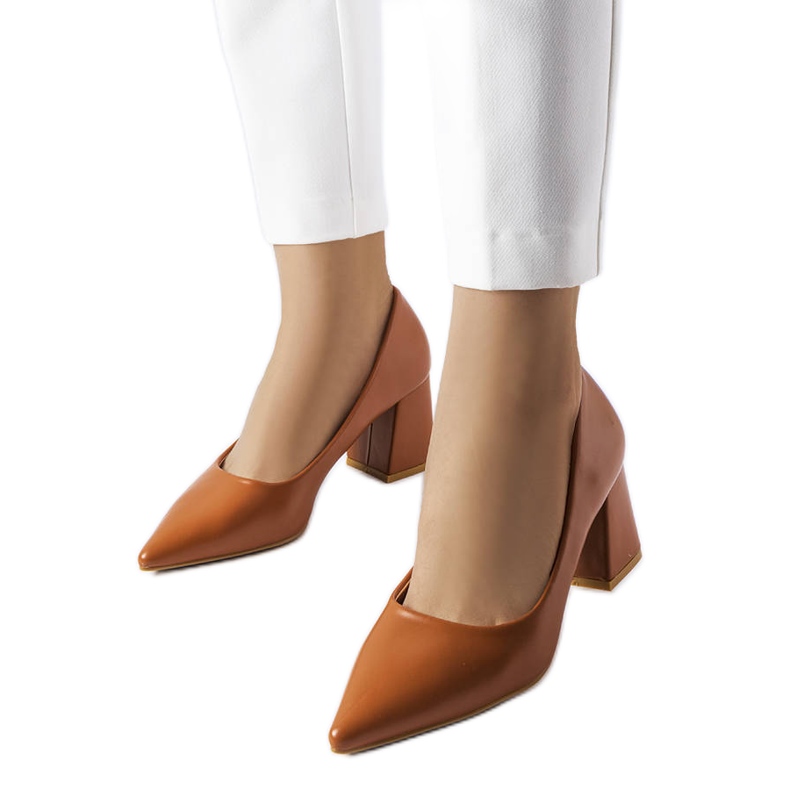 Fanchon bruna pumps med hög klack