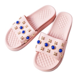 Rosa dekorerade rutschbanor från Montesarchio