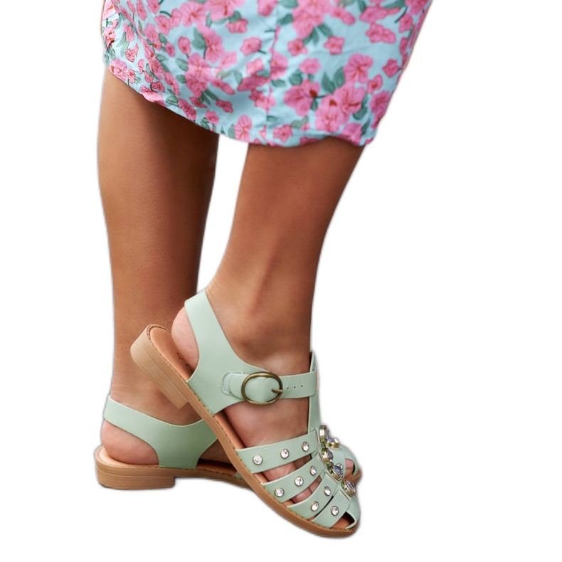 Gröna sandaler dekorerade med strass från Gaetano