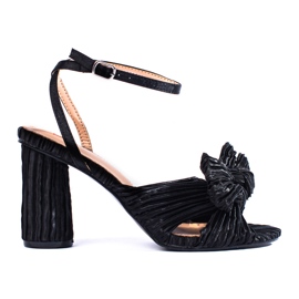 Shelovet svarta textilblocksandaler