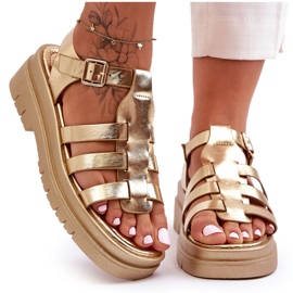 Läder Platta Sandaler Med Gyllene Diosa-remmar