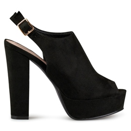 Svarta högklackade sandaler med öppen tå och klack