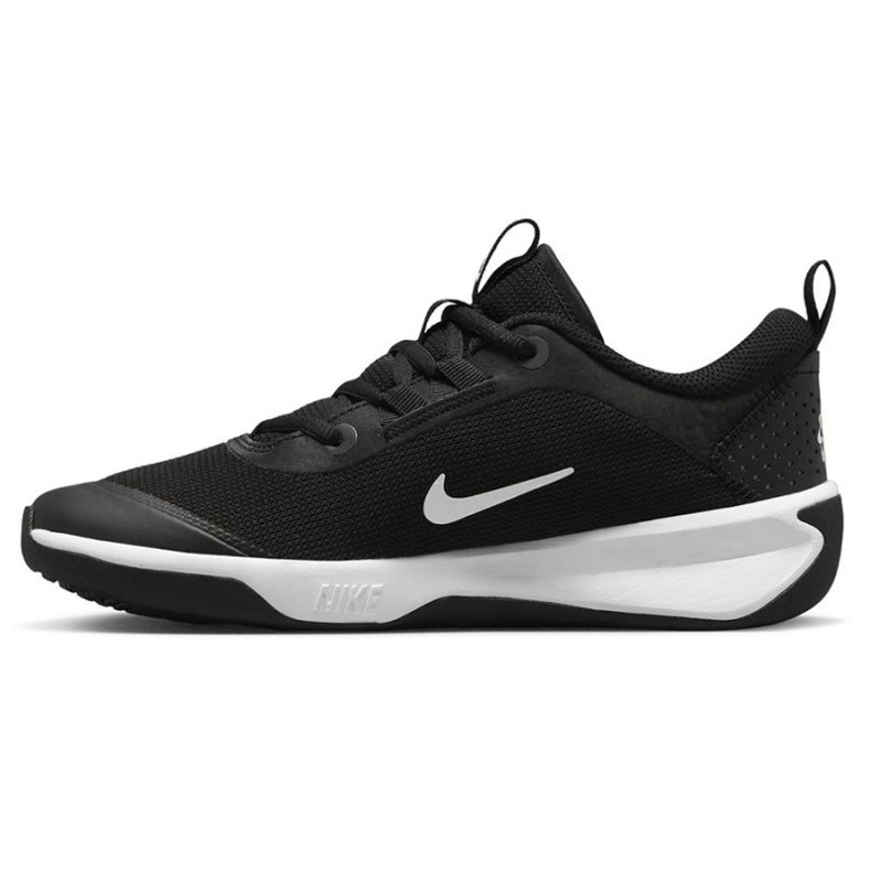 Nike Omni Multi-Court Jr. DM9027 002 skor svart