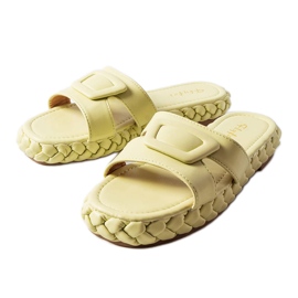 Gröna tofflor på Francesco-plattformen