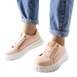 Rosa platåsneakers från Giuseppe
