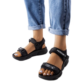 Svarta sportsandaler från Sanjit