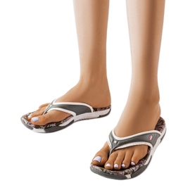 Gråa textilflipflops med blommor från Felix