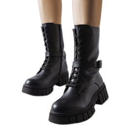 Svarta arbetsstövlar med snörning från Rive