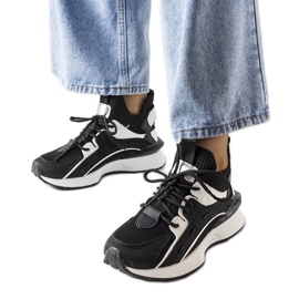 Inna Svarta och vita snygga sneakers från Begins