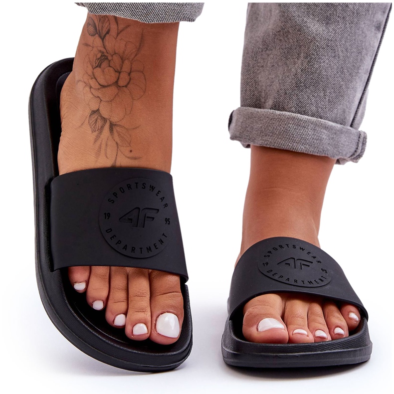 Sporttofflor dam 4F 4FSS23FFLIF069-72S Svart