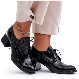 Laura Messi Dam läderlackad högklackat svart Keria