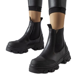 Sibyla svarta slip-on stövlar