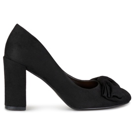 Pumps i mocka med utsmyckning svart