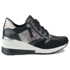 Svarta wedge sportskor