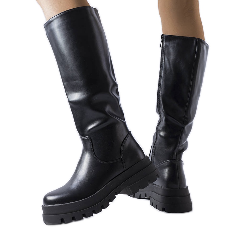 Svarta isolerade stövlar från Stanis