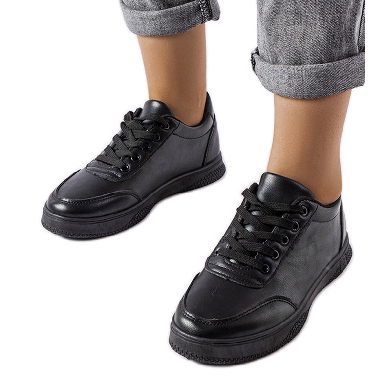 Donato svarta sportsneakers