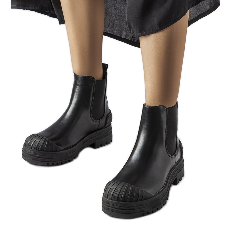 Svarta arbetarstövlar med gummiinlägg från Lange