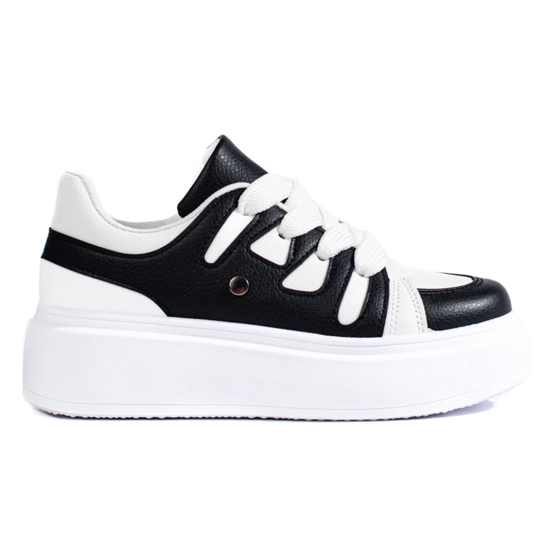 Svarta och vita damsneakers från Shelovet med tjock sula
