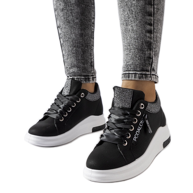 Inna Svarta wedge sneakers från Birmingham