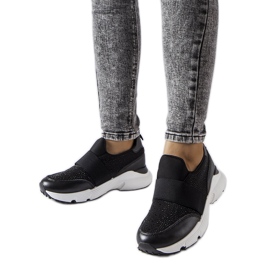 Svarta sneakers med strass från Algiso