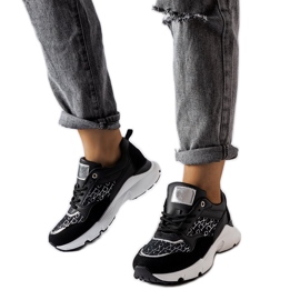 Svarta sneakers med silverdekor från Rio vit