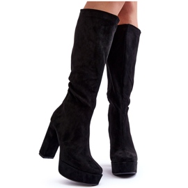 Over-the-knee boots med svarta klackar och plattform Baldrema