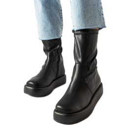 Valpantena svarta plattformsstövlar