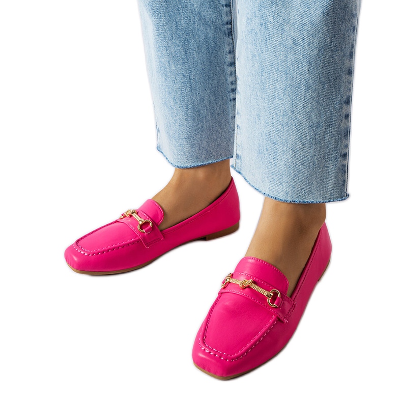 Rosa dekorativa loafers från Docherty