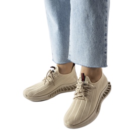 Beige slip-on skor med spets