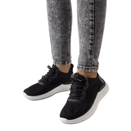 Svarta och vita sneakers från Nelson