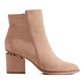 Ankelboots i beige mocka från Shelovet