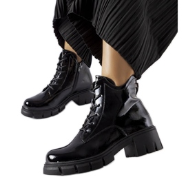 Svarta isolerade ankelstövlar från Vinceza