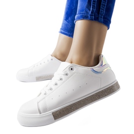 Vita klassiska sneakers med Dina strass