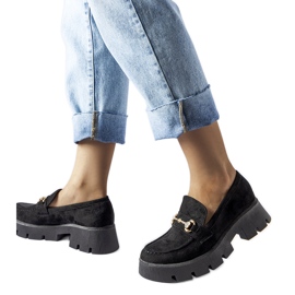 Svarta mockasiner med spänne och strass från Gaiola