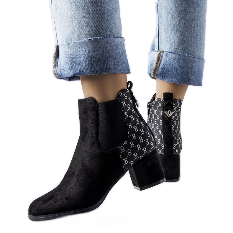 Svarta lågklackade stövlar, ekomocka Monte