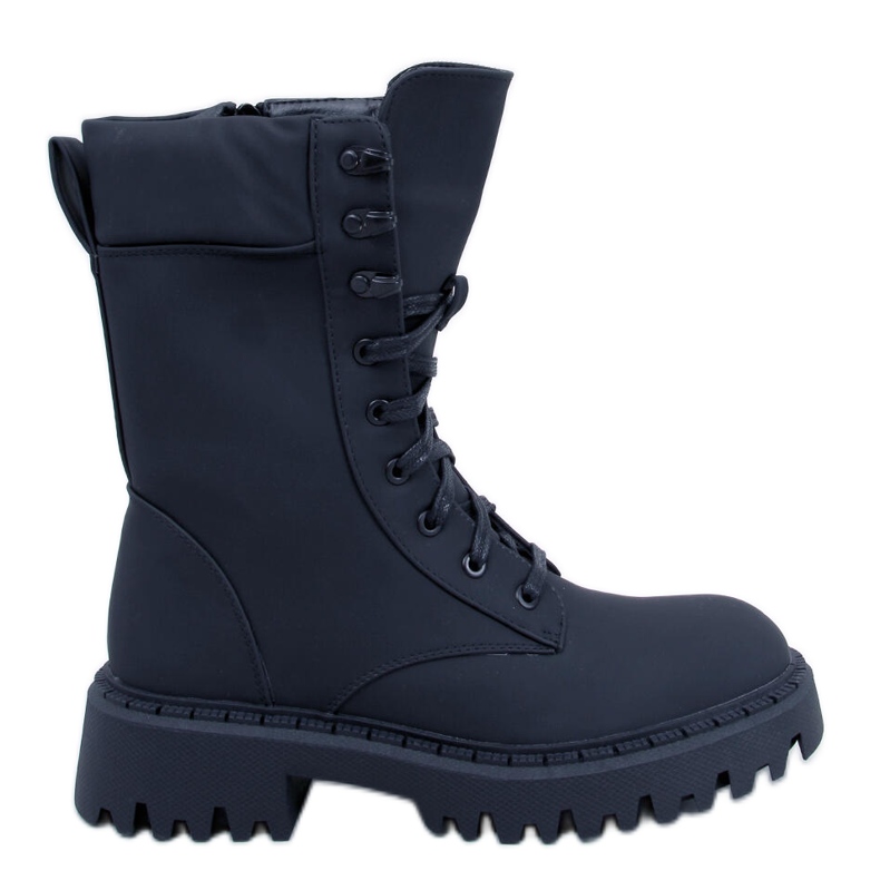 Tamas Svarta spetsarbetare