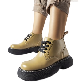 Gröna korta klassiska Aristide-arbetare