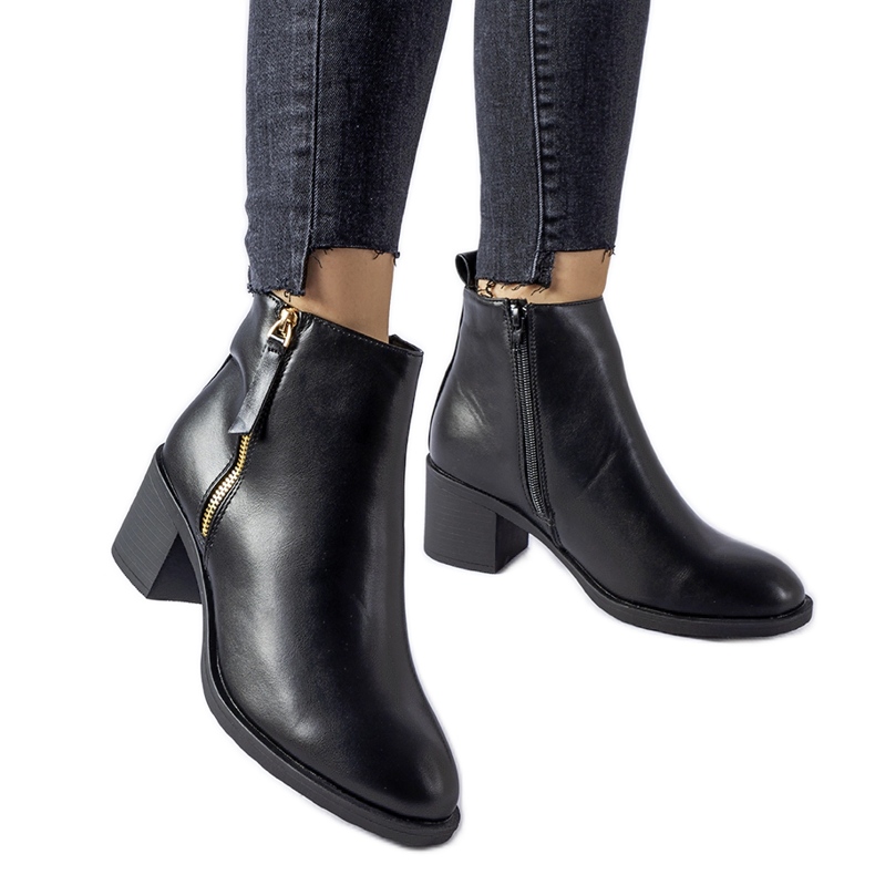 Svarta klassiska Ivano lågklackade ankelboots