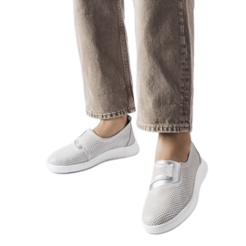 Ethels sneakers i silver perforerat läder