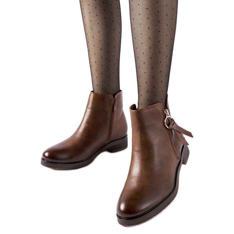 Bruna isolerade klassiska Corciano stövlar