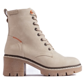 Shelovet stövletter i beige mocka med snörning och bred klack